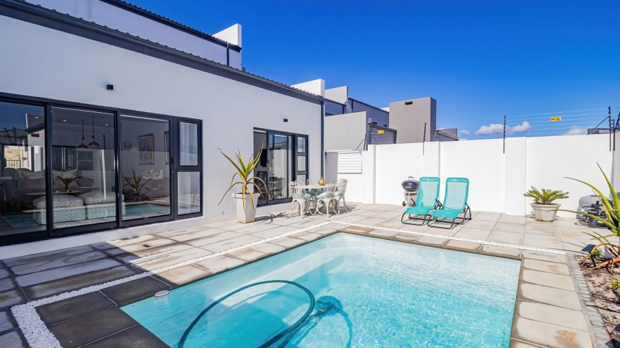 4 Bedroom Property for Sale in Sandown Western Cape